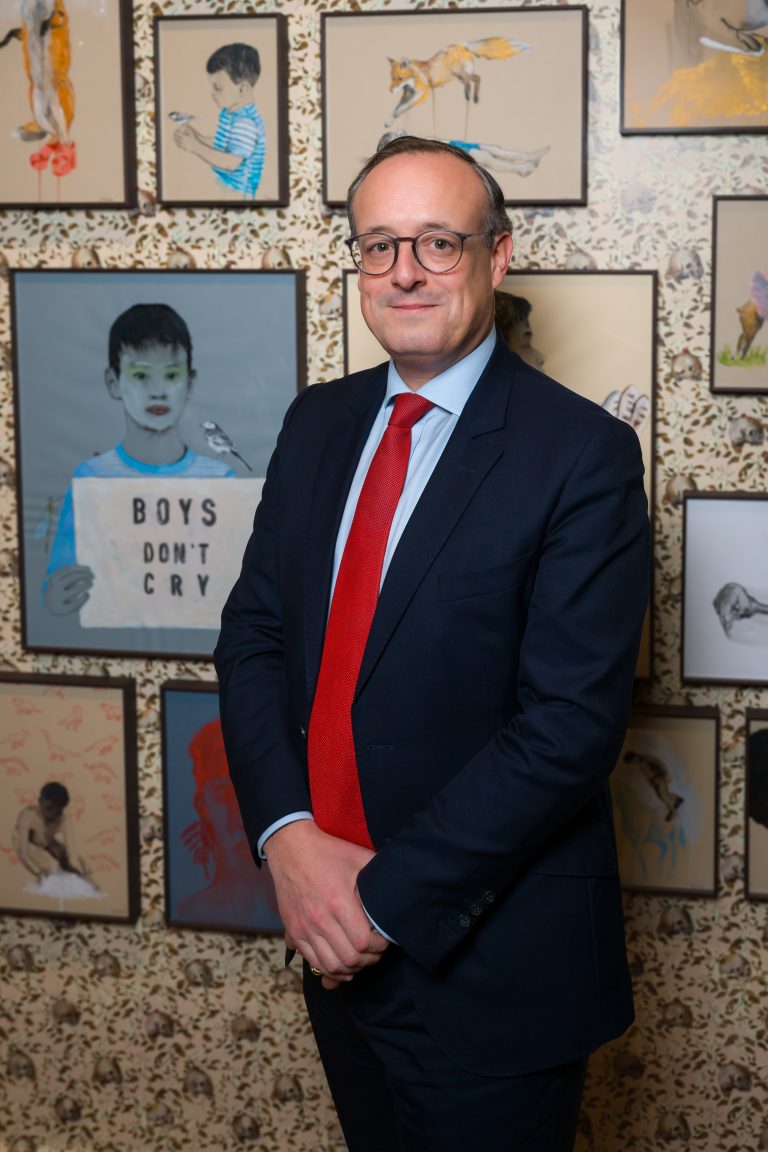  - Edi Dubien célèbre la liberté d’être soi-même au Musée de la Chasse et de la Nature