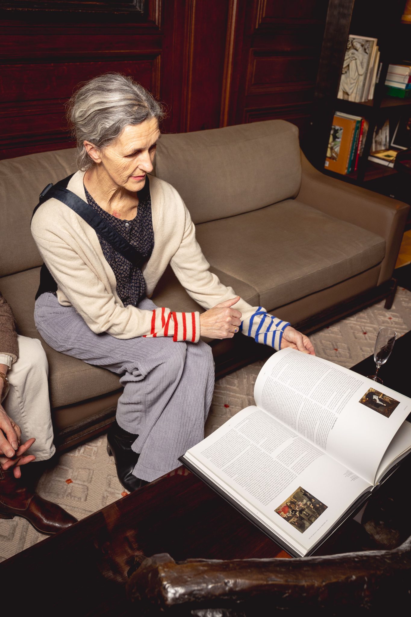  - Aline Hazarian ouvre les portes de son appartement parisien le temps d’un cocktail organisé par Jacqueline Terrebonne and Benoist F. Drut