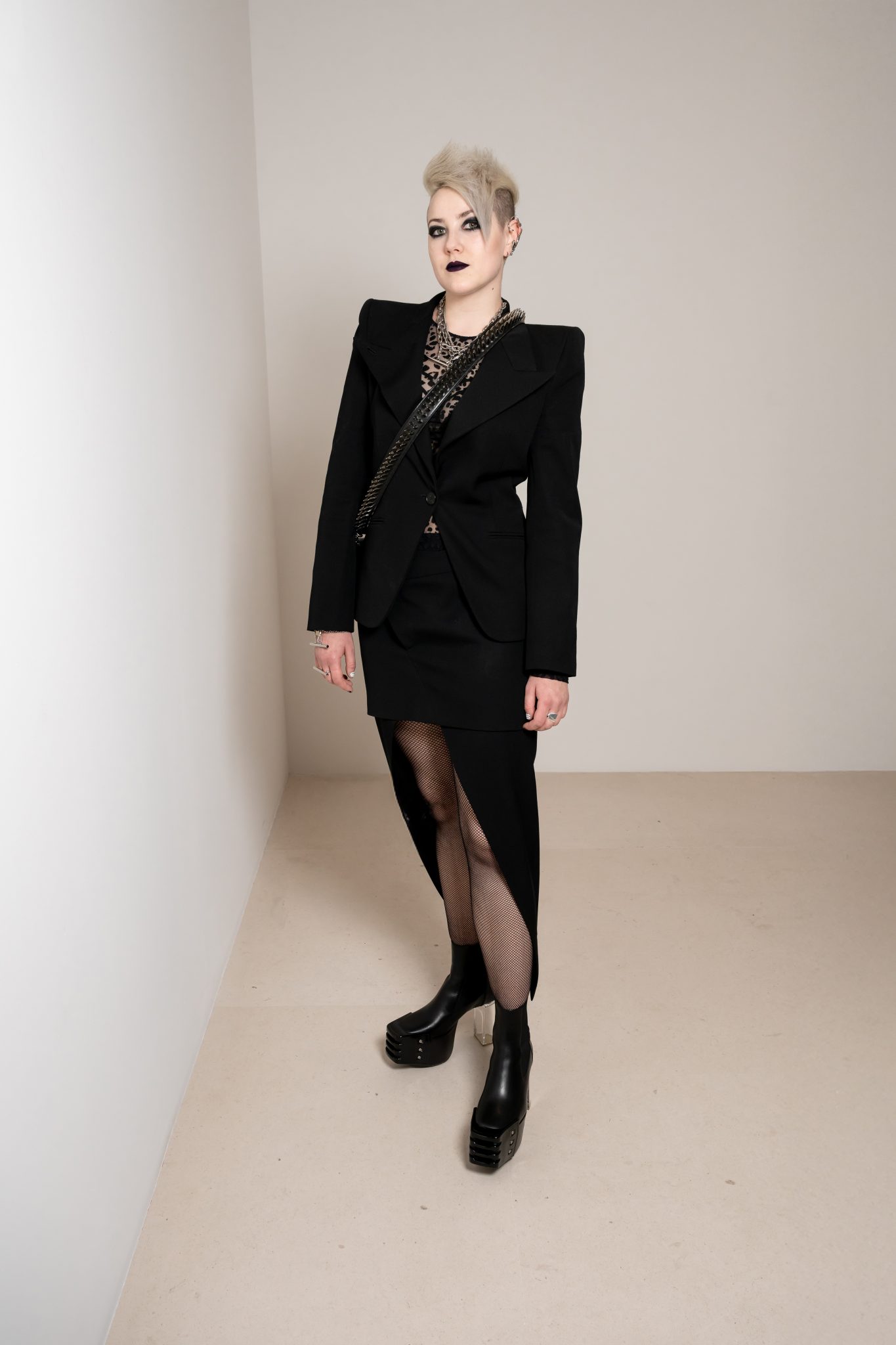  - Bennett Miller explore l’alliance de l’IA et de la photographie argentique à la Galerie Gagosian