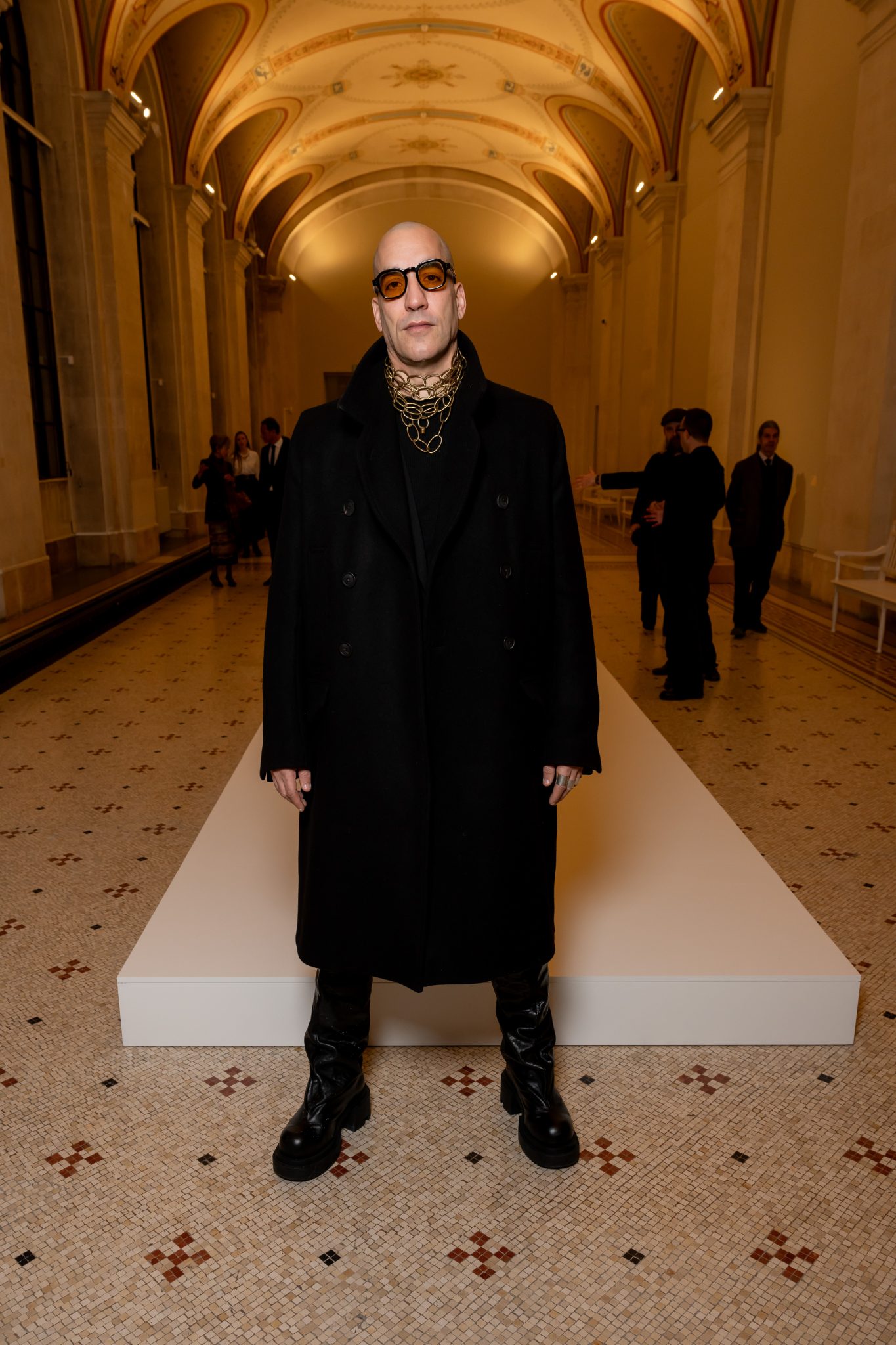  - Carol Bove nous plonge au cœur de l’histoire de Genève avec “La Genevoise”