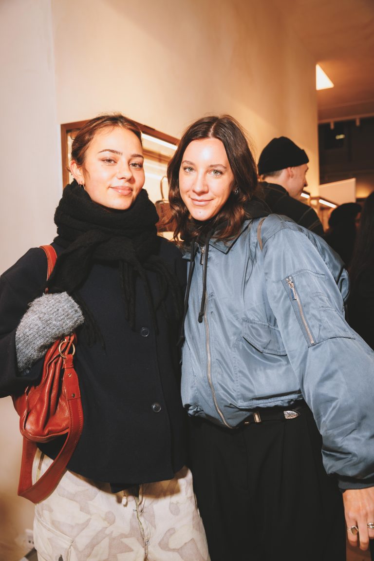  - Michael Dupouy célèbre « ALL GONE 2024 » le temps d’une dédicace chez Au Depart