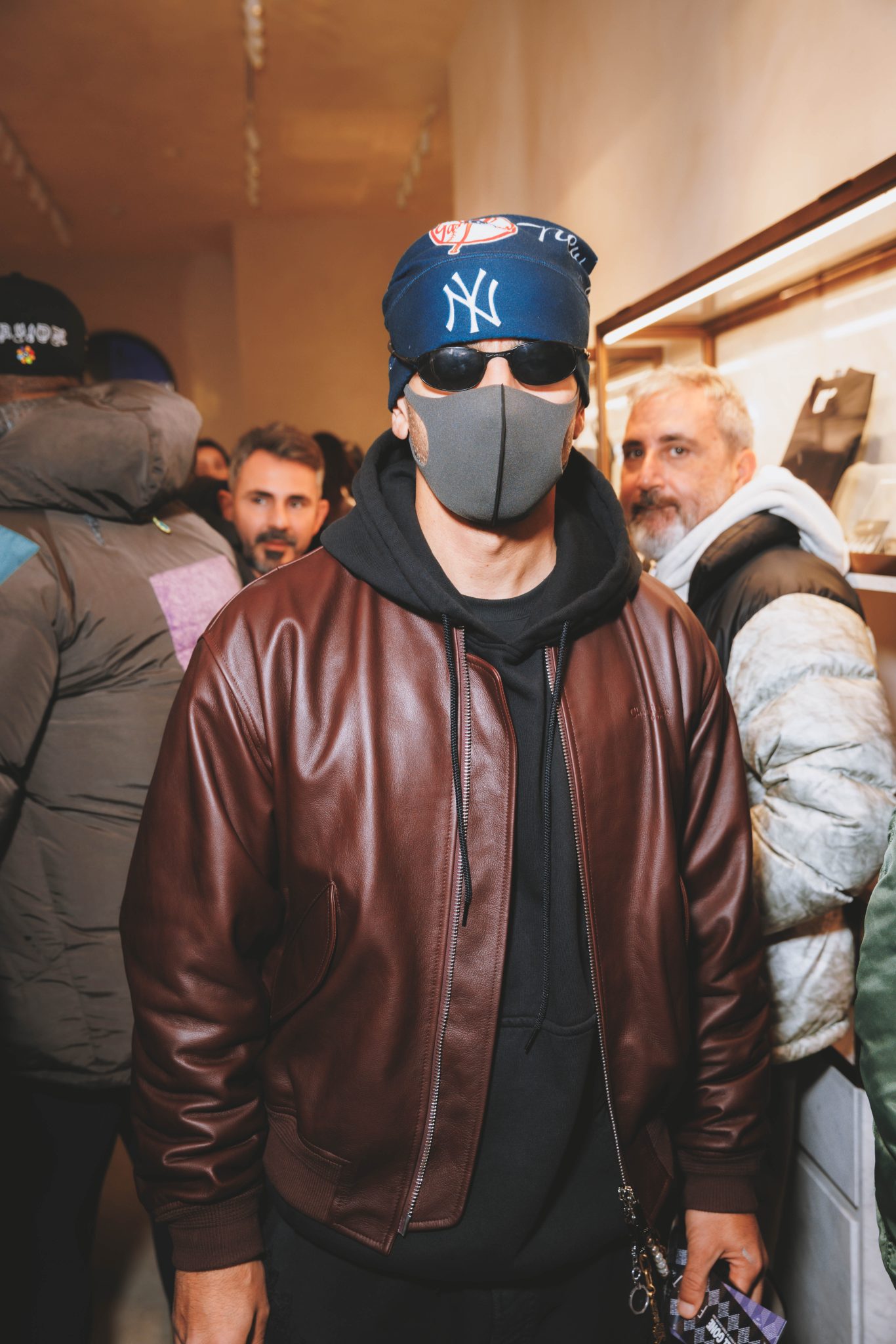  - Michael Dupouy célèbre « ALL GONE 2024 » le temps d’une dédicace chez Au Depart