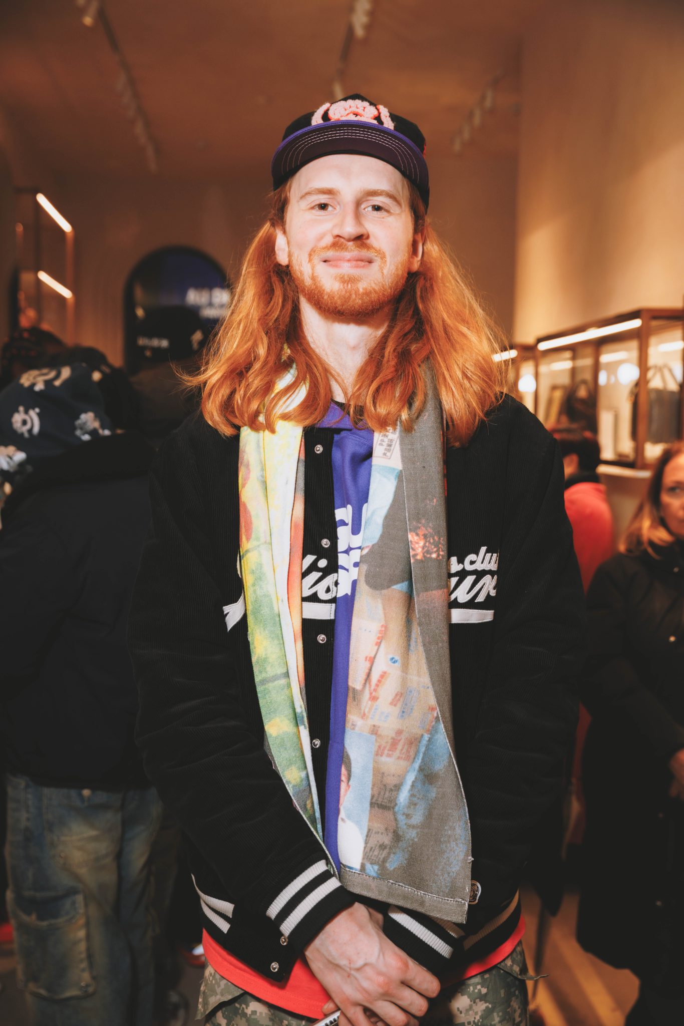  - Michael Dupouy célèbre « ALL GONE 2024 » le temps d’une dédicace chez Au Depart