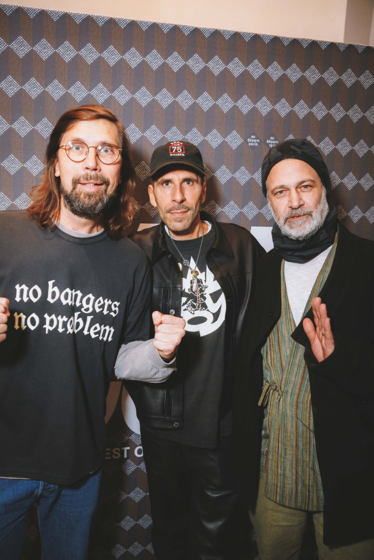  - Michael Dupouy célèbre « ALL GONE 2024 » le temps d’une dédicace chez Au Depart