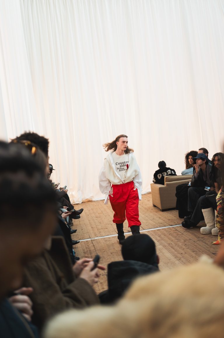 Le vestiaire nostalgique et insouciant de Bluemarble