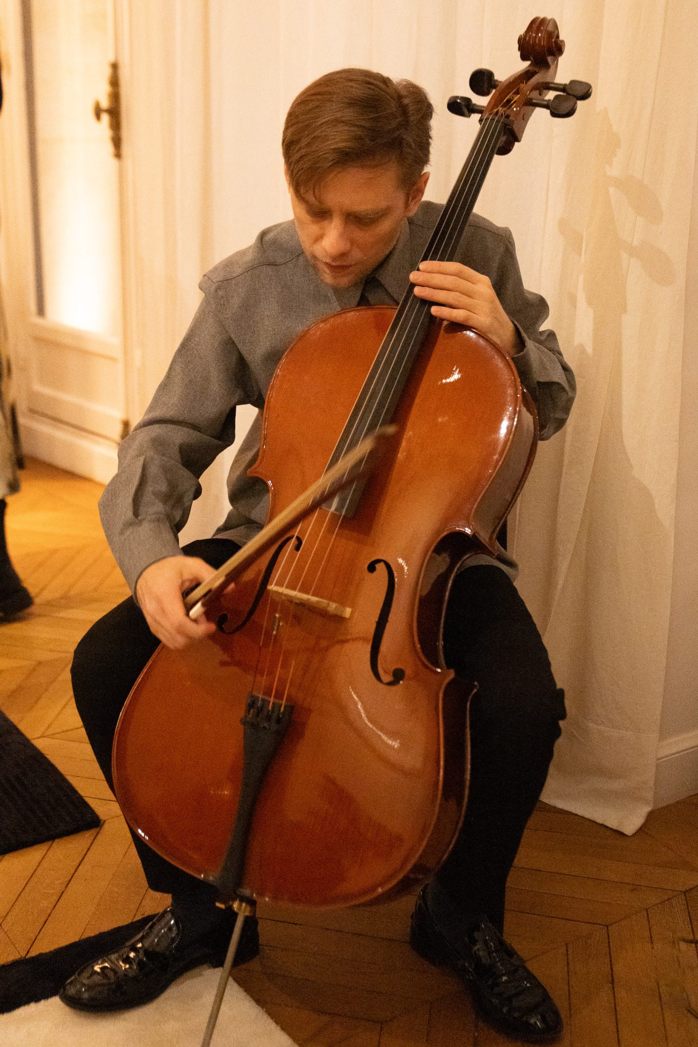  - Liaigre présente sa nouvelle bibliothèque en collaboration avec Gaëlle Lauriot-Prévost et Dominique Perrault