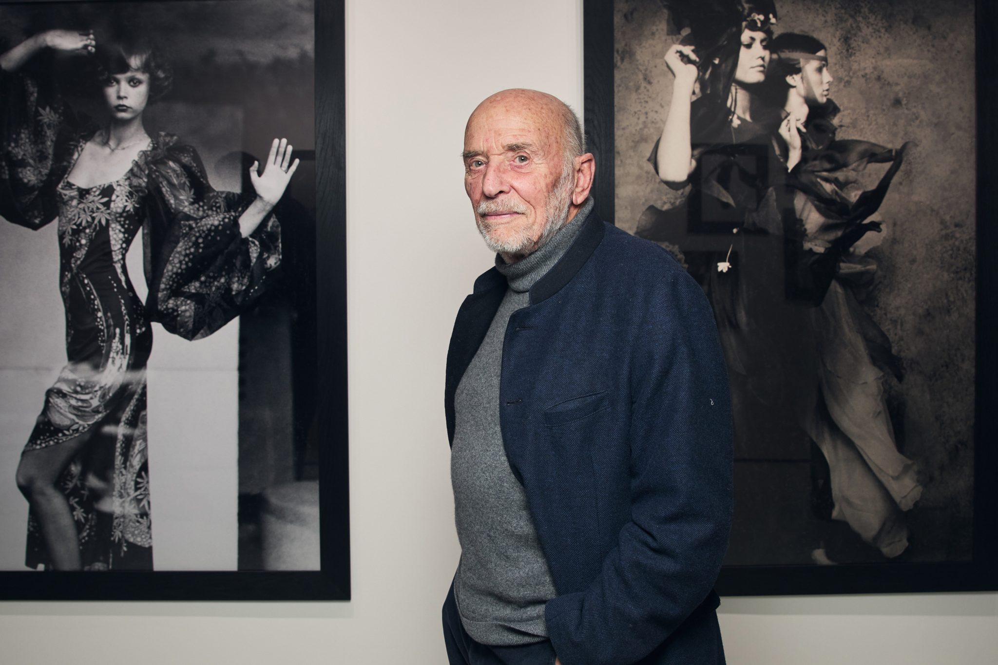  - For its Grand Opening, Oana Ivan Gallery Celebrates Peter Knapp’s Audacity