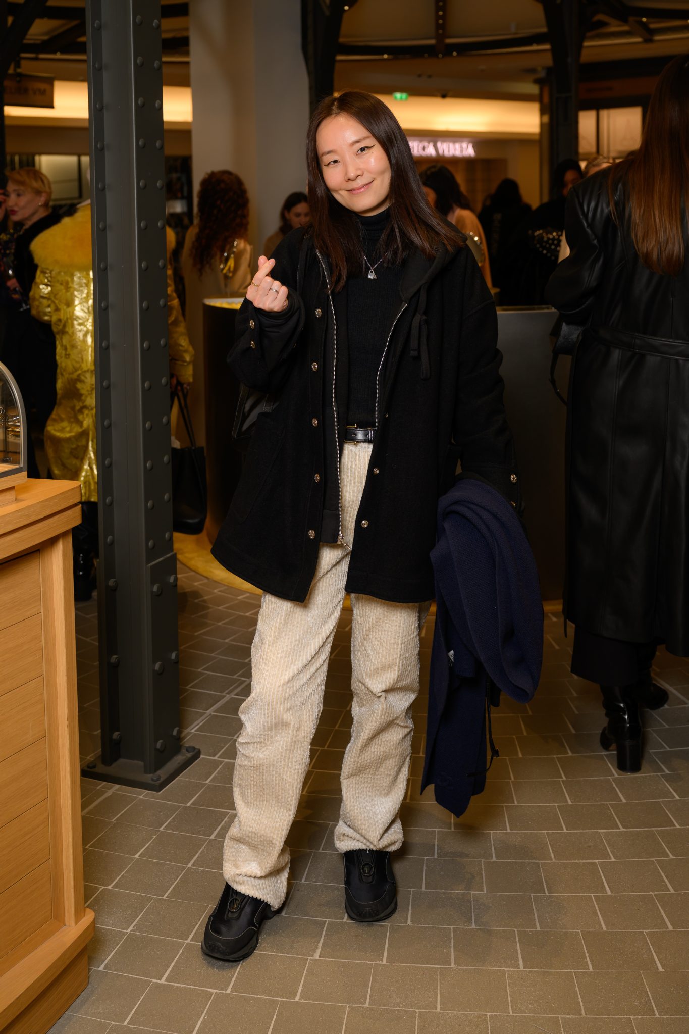  - AVGVST et Young Emperors s’associent le temps d’un Pop-Up signé Crosby Studios