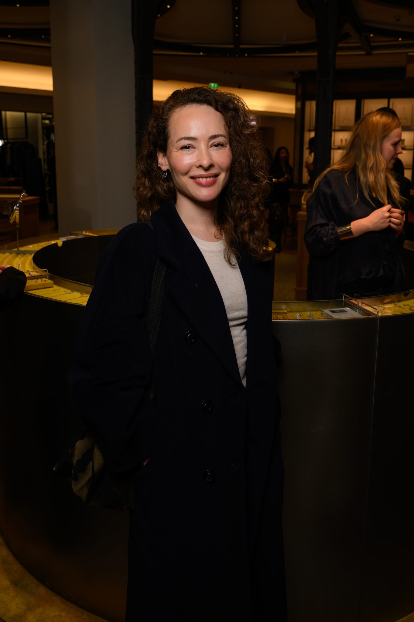  - AVGVST et Young Emperors s’associent le temps d’un Pop-Up signé Crosby Studios