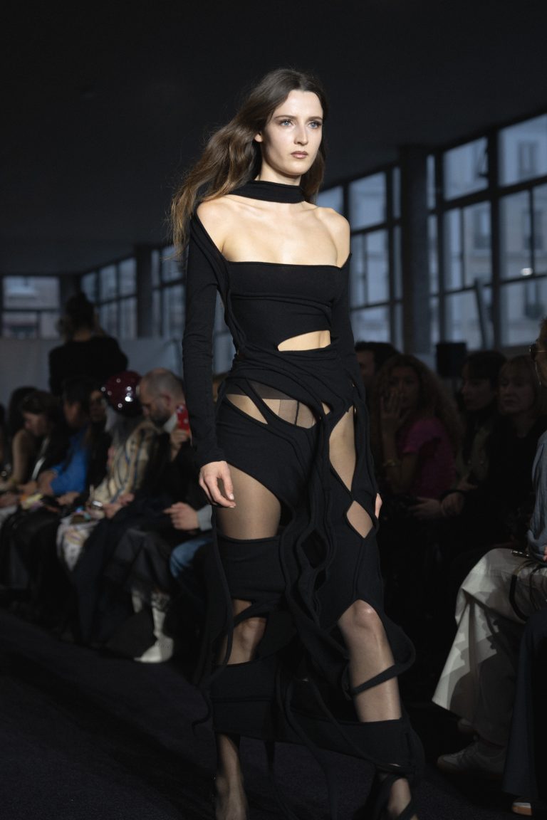 Le sens des proportions d’Ottolinger FW25 entre fourrure, technique et scarification