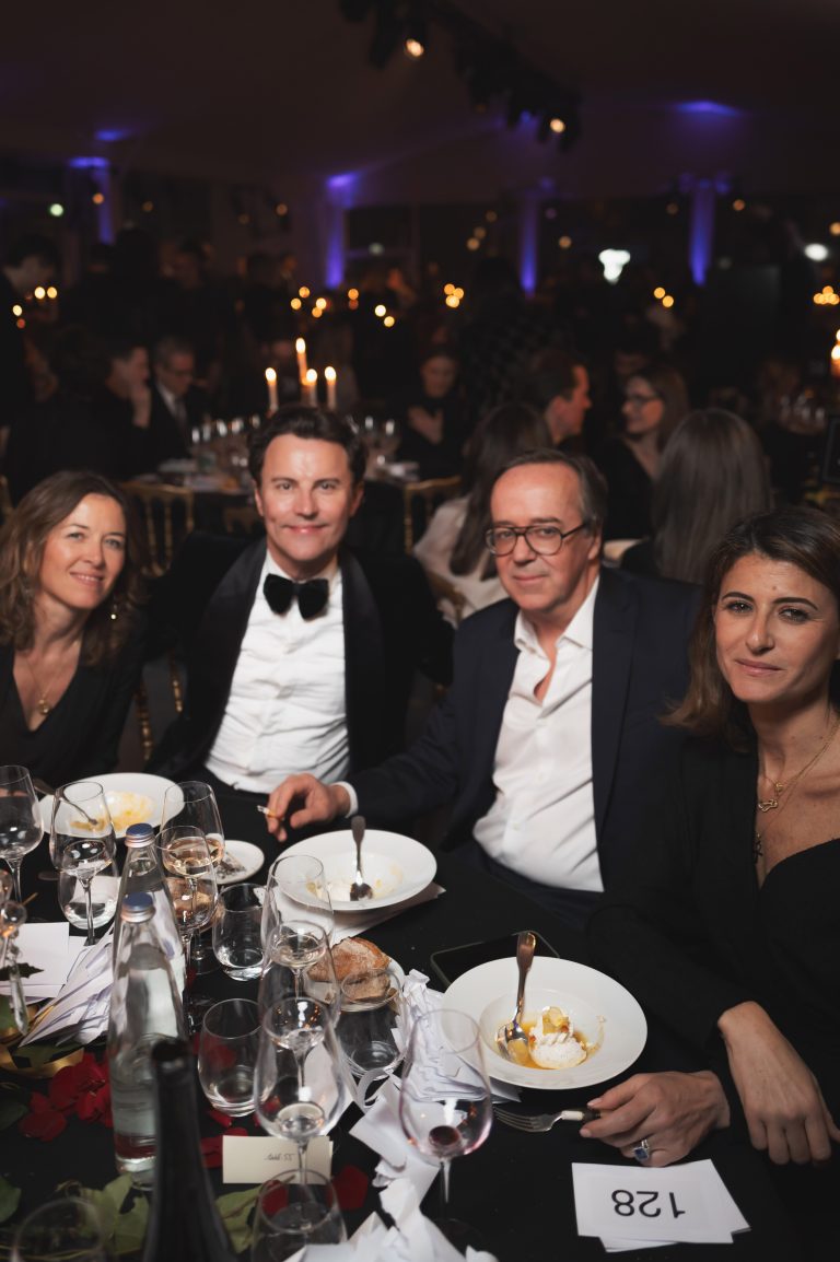  - Babeth Djian fait rimer élégance et solidarité au profit de son association AEM