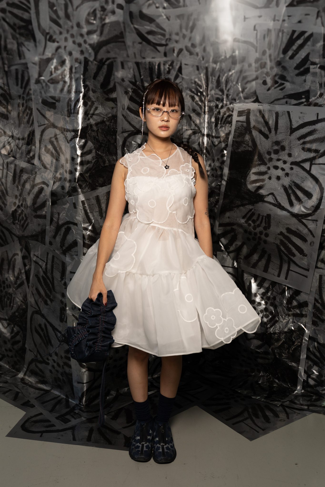  - “Untitled Flowers”, un avant-goût du printemps signé Cecilie Bahnsen