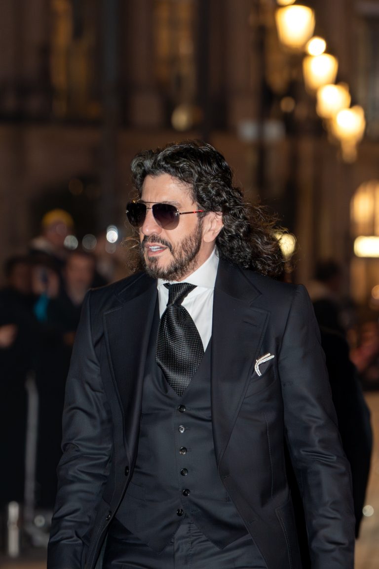  - Tom Ford Brings Glamour Back to Life