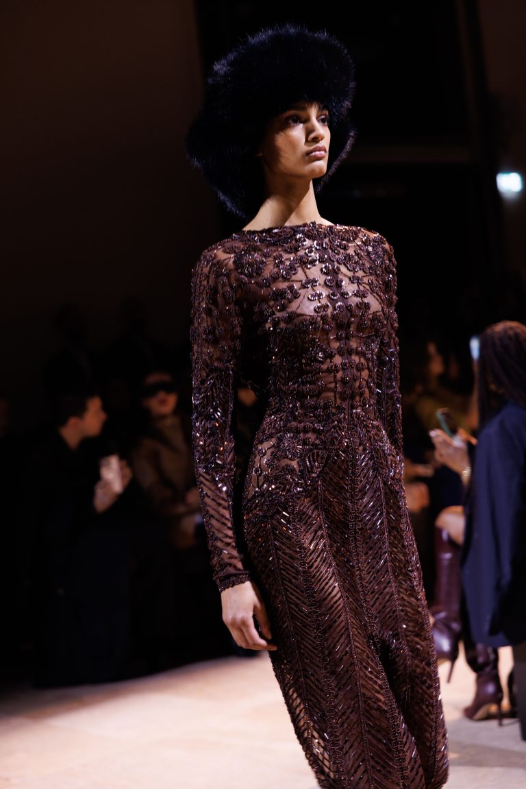 Elie Saab FW 25/26: High-Altitude Sophistication
