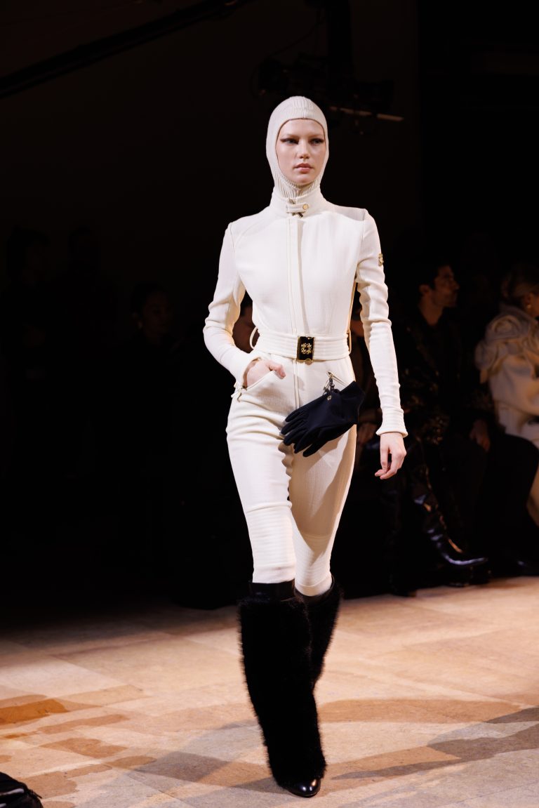 Elie Saab FW 25/26: High-Altitude Sophistication