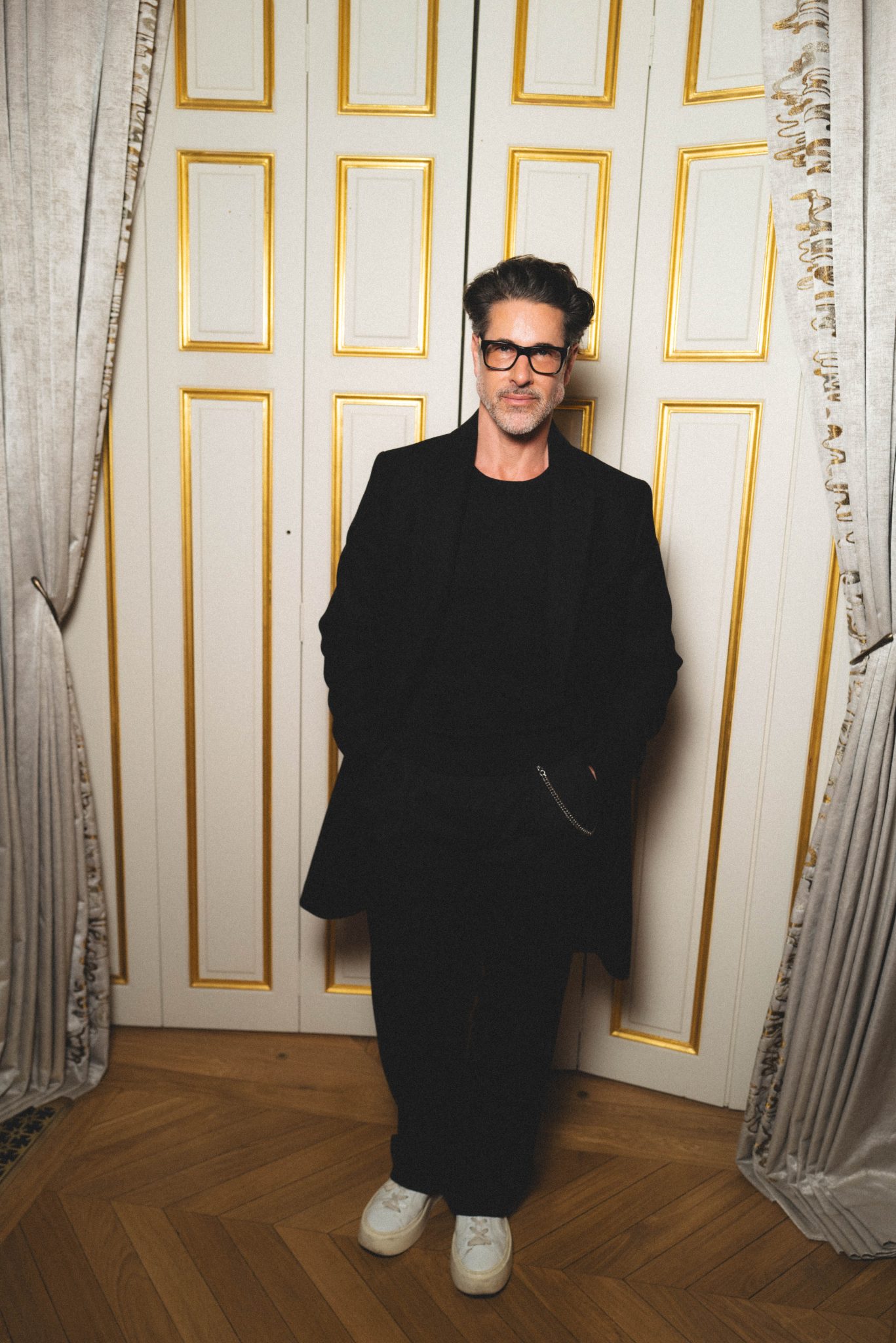  - Guy Laroche investit l’Hôtel de Crillon avec sa nouvelle collection FW 25/26