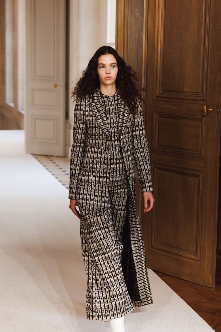 Giambattista Valli Presents a Collection Based on Fluidity, Elegance and Comfort