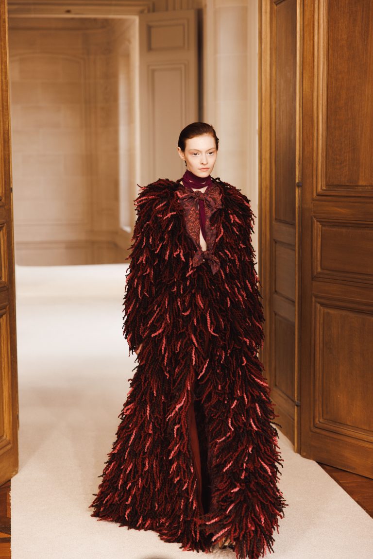 Giambattista Valli Presents a Collection Based on Fluidity, Elegance and Comfort
