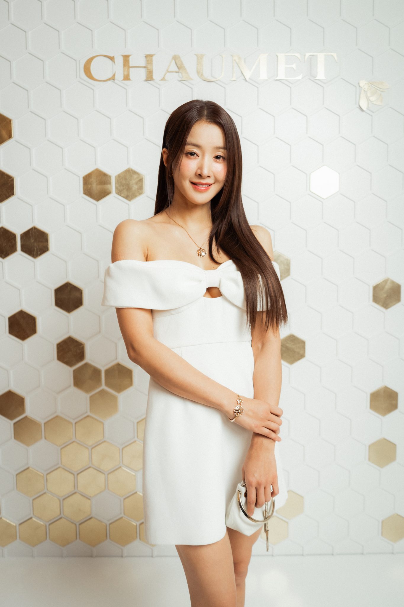  - Place Vendôme Buzzes with Chaumet’s Precious Bees