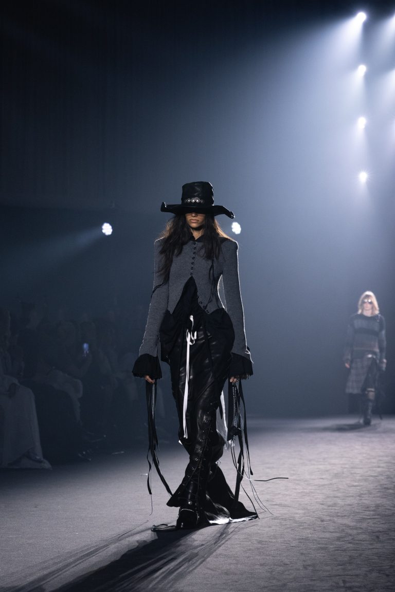 Stefano Gallici présente un road trip introspectif pour Ann Demeulemeester