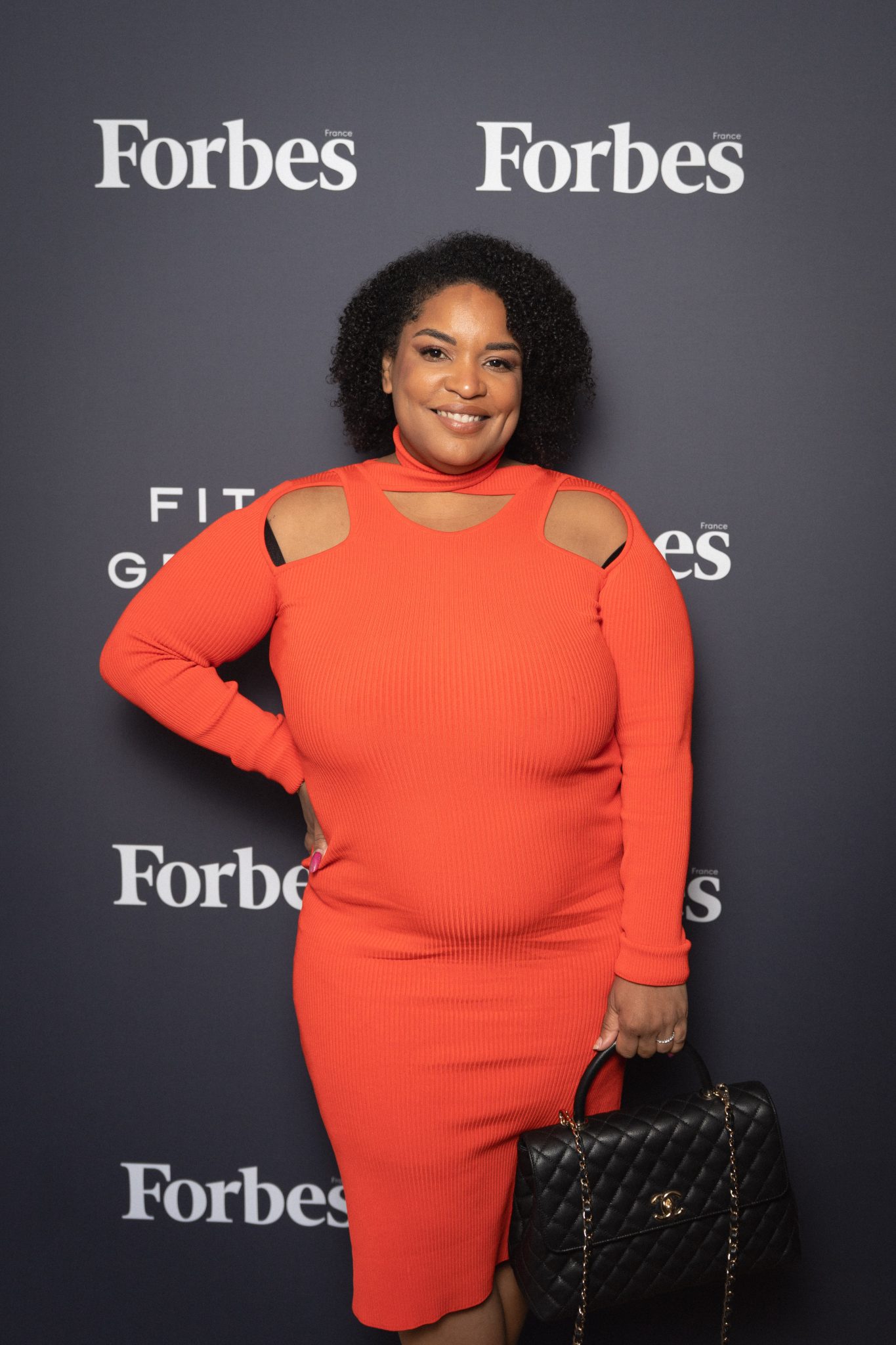  - À la table du dîner Forbes avec Léna Mahfouf au Hollywood Savoy