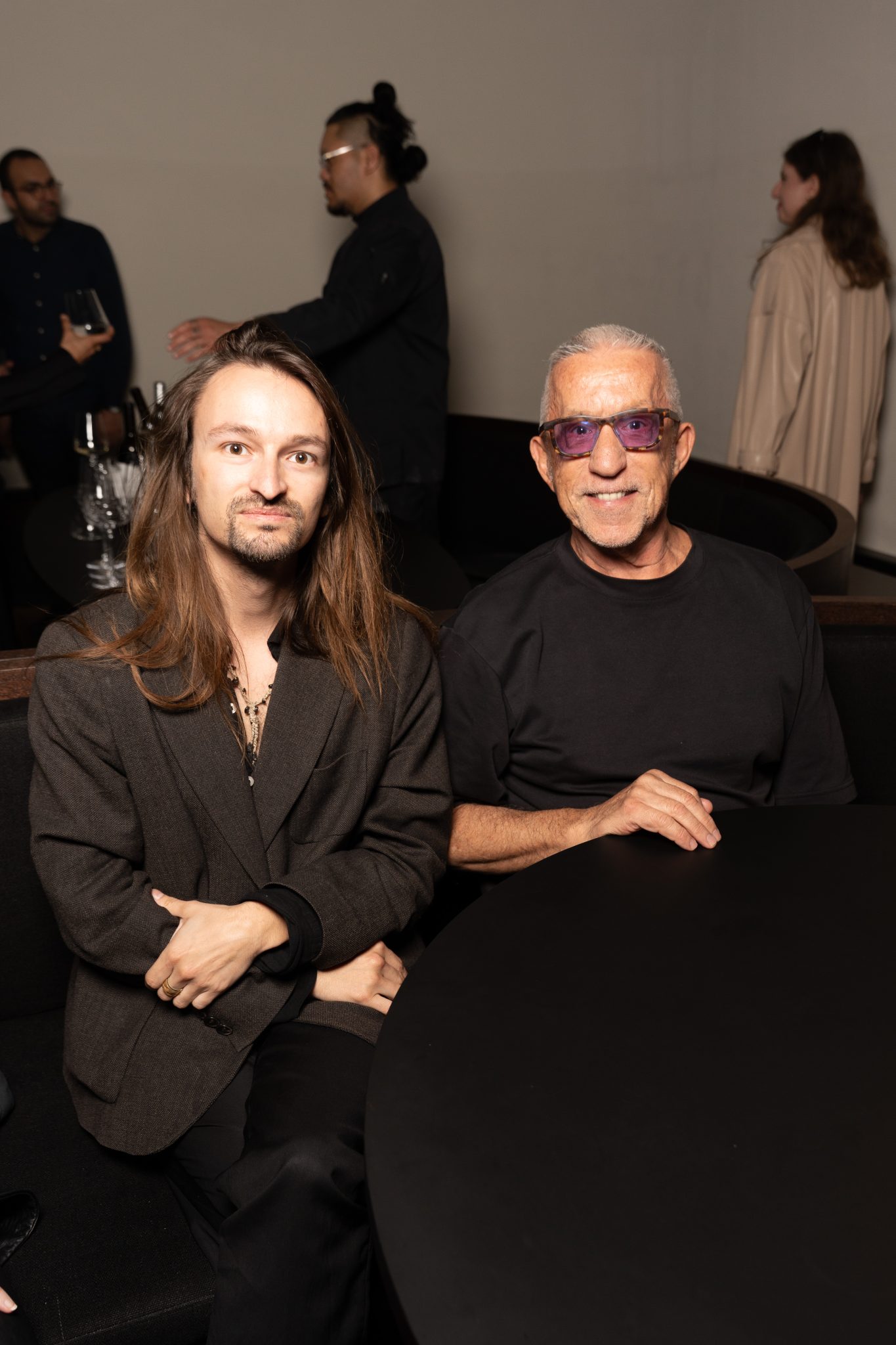  - Mathias Chelebourg présente le tout premier numéro de la collection ↗ immersive.paris ® 