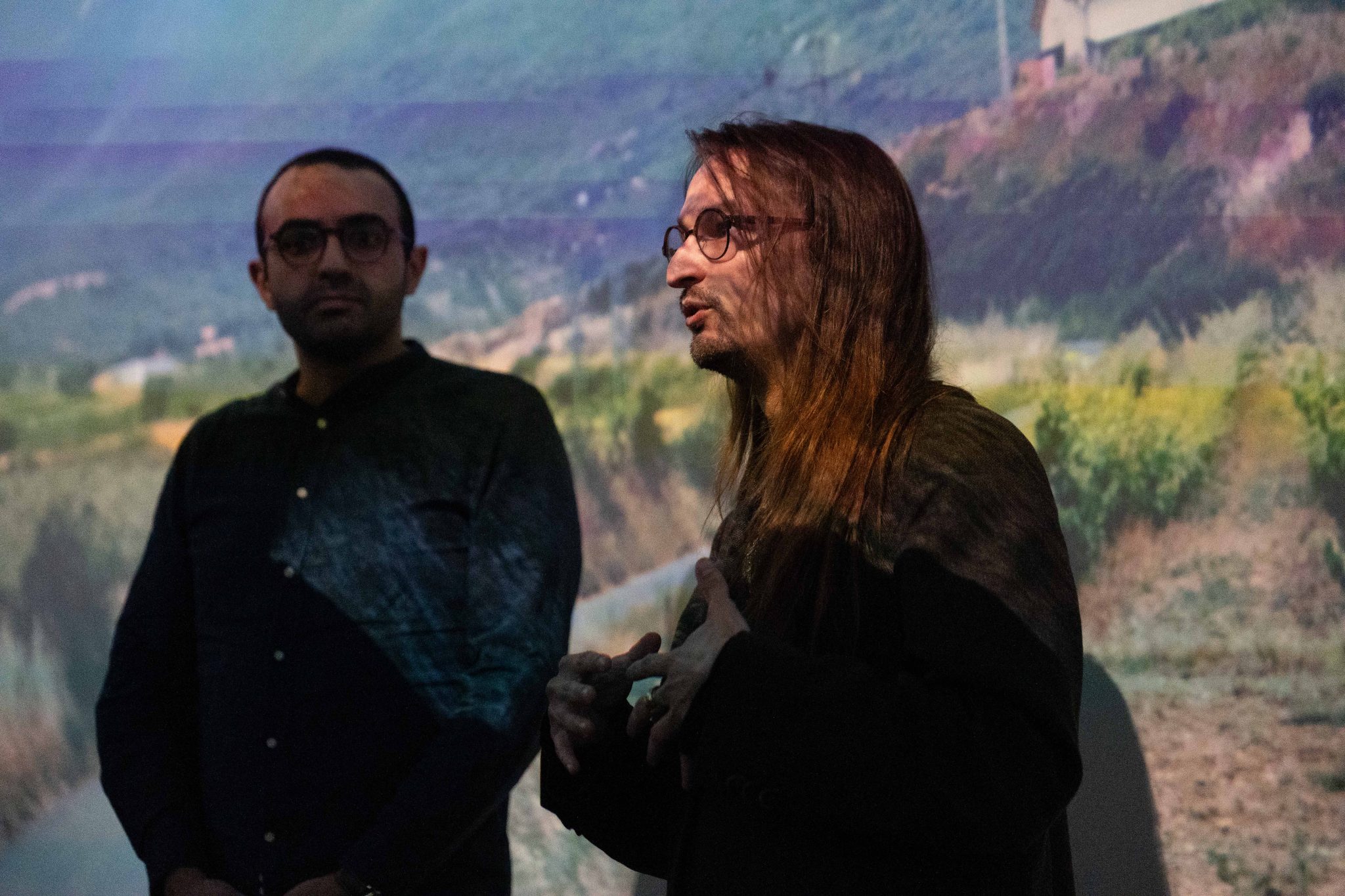  - Mathias Chelebourg présente le tout premier numéro de la collection ↗ immersive.paris ® 