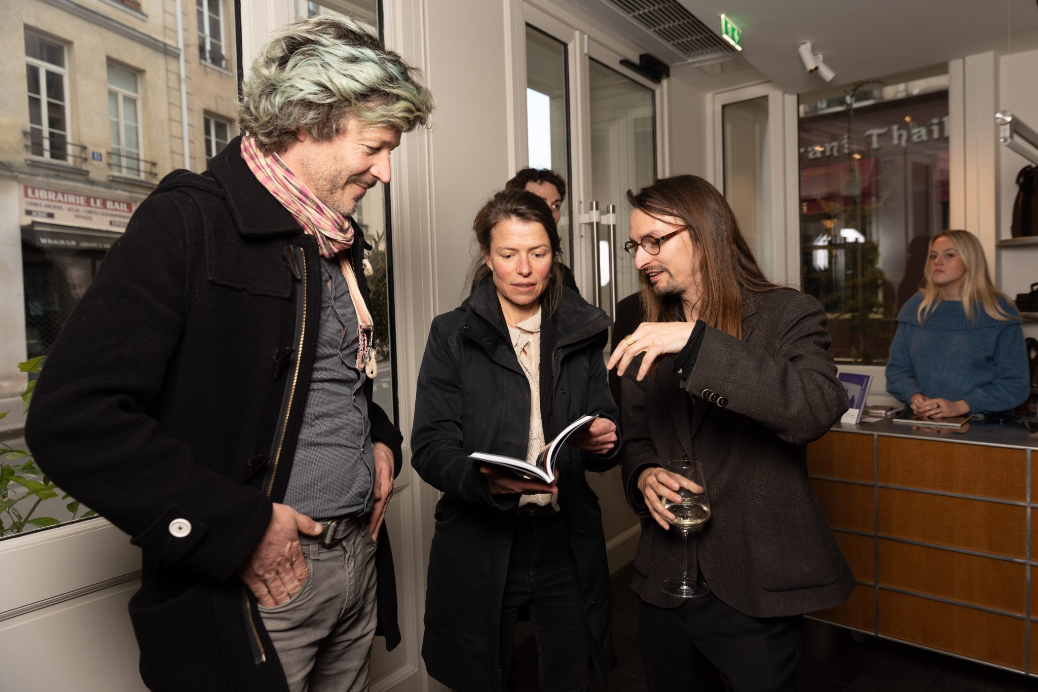  - Mathias Chelebourg présente le tout premier numéro de la collection ↗ immersive.paris ® 