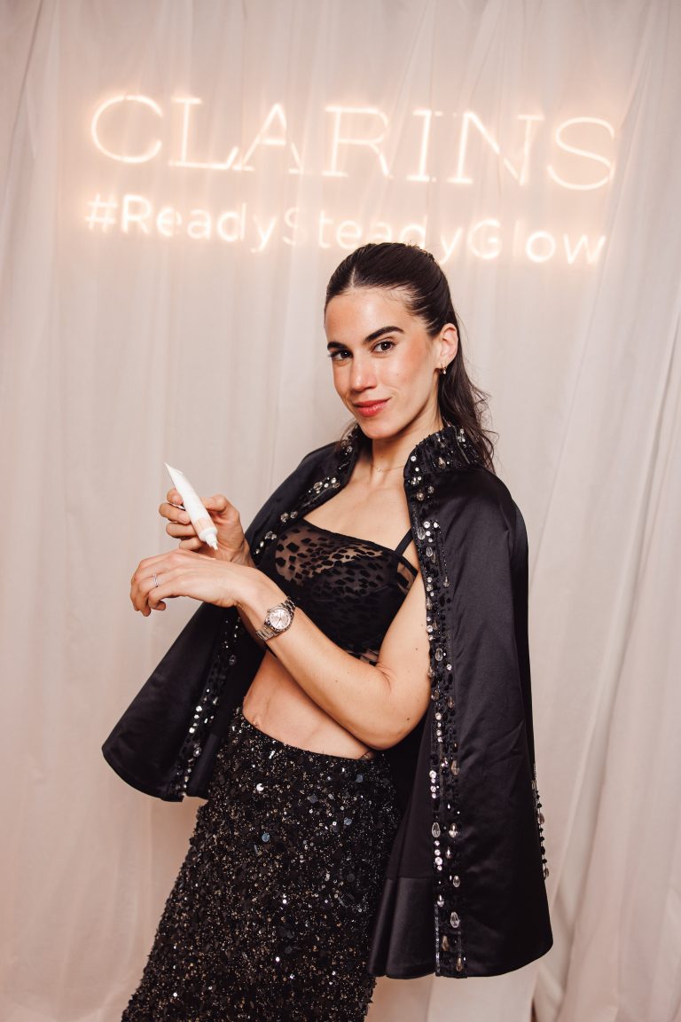  - Clarins et Camille Lou célèbrent leur collaboration avec un dîner à la galerie Wabisabi