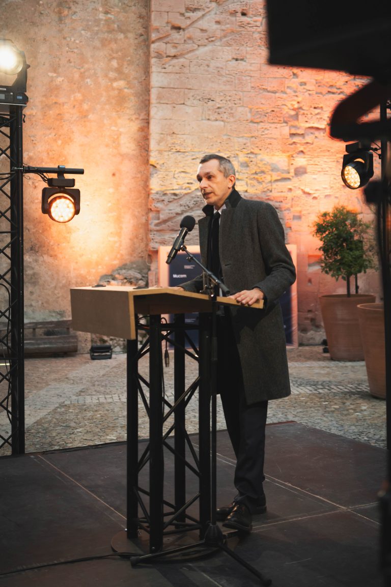  - Au Mucem, Laure Prouvost s’empare du fort Saint-Jean avec “Au fort, les âmes sont”