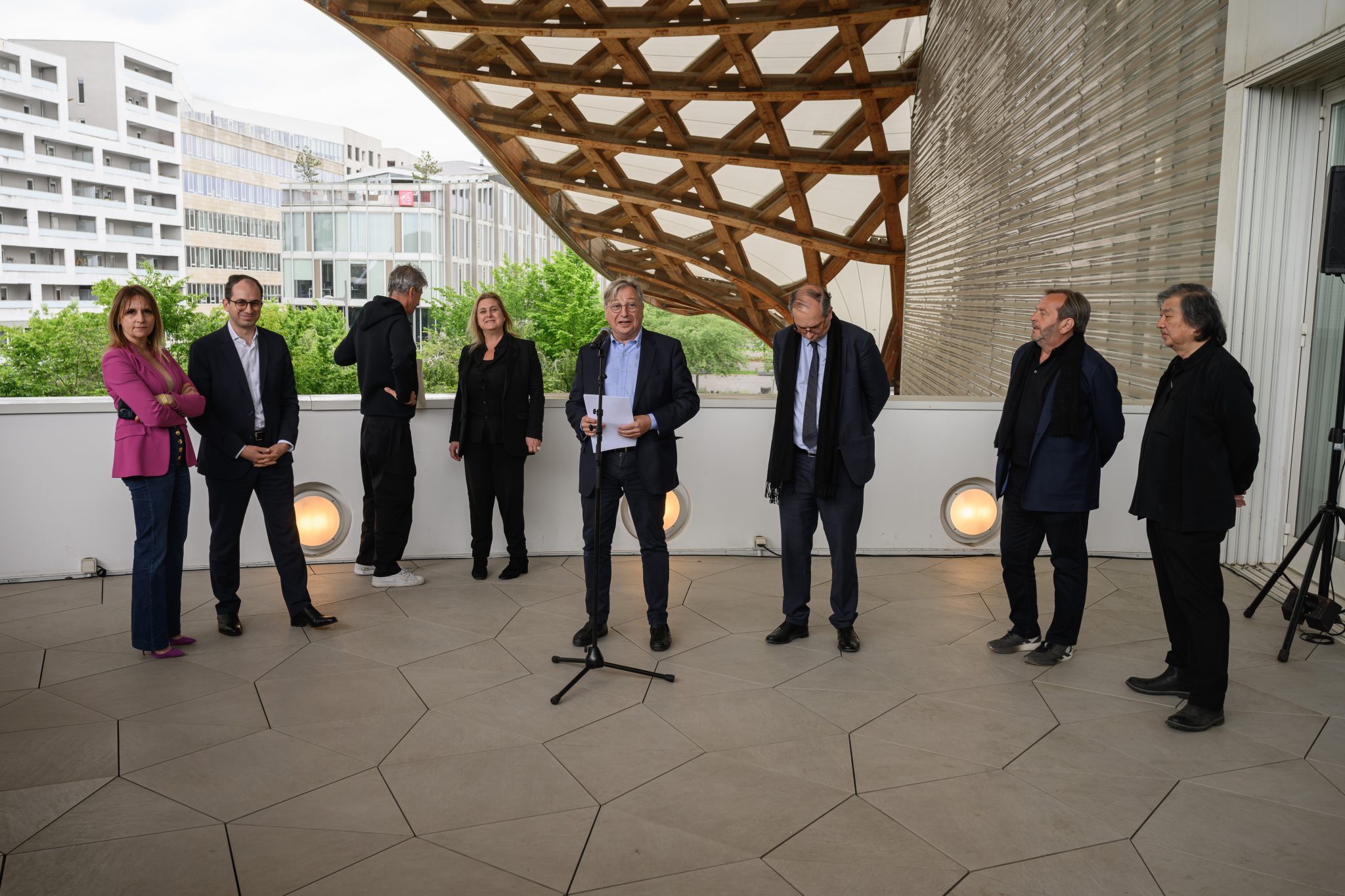  - Pour ses 15 ans, le Centre Pompidou-Metz invite Maurizio Cattelan à réinventer le dimanche