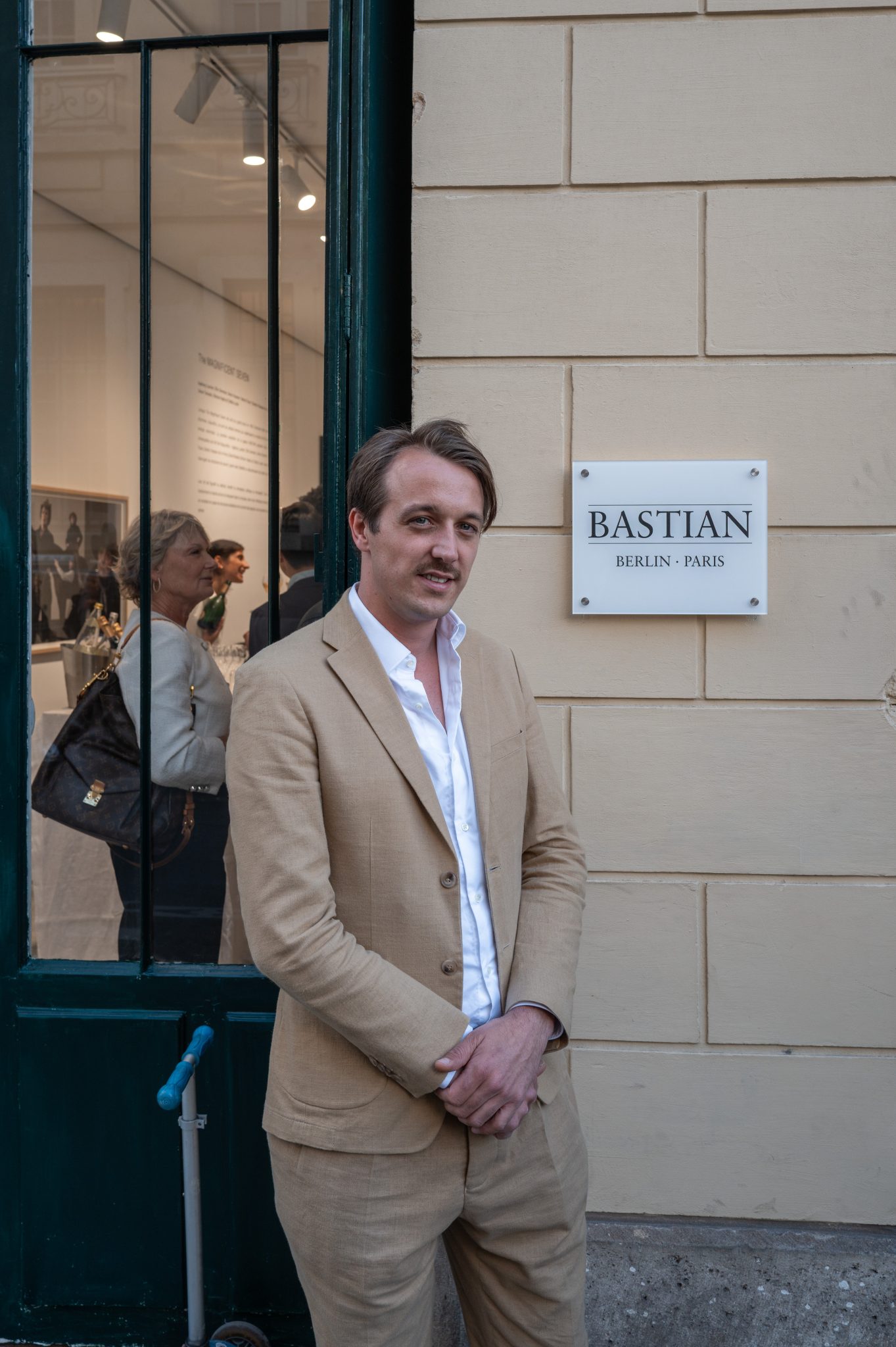  - La galerie berlinoise BASTIAN pose ses valises à Paris