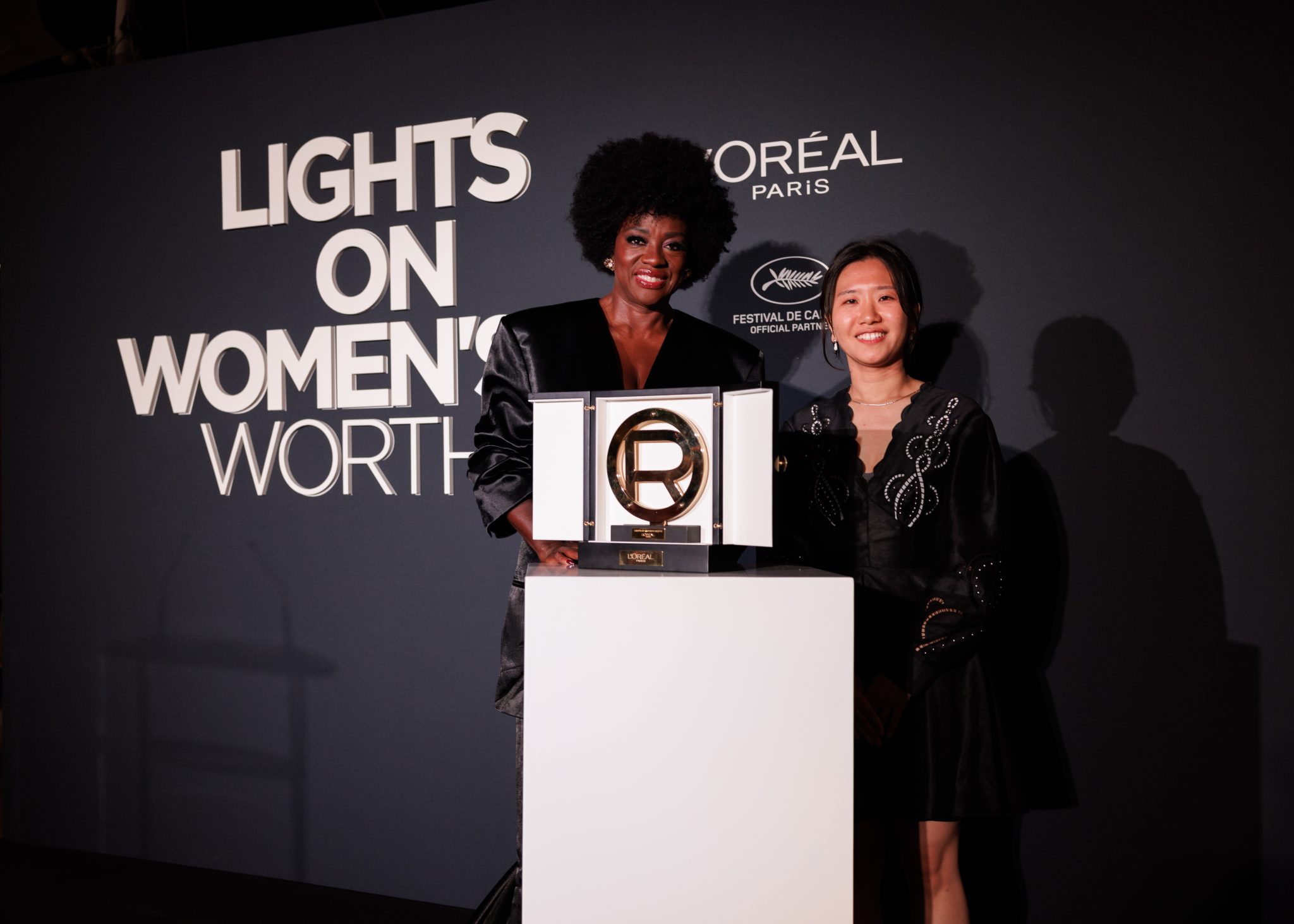  - La 5e édition du prix Lights on Women’s Worth par L’Oréal Paris