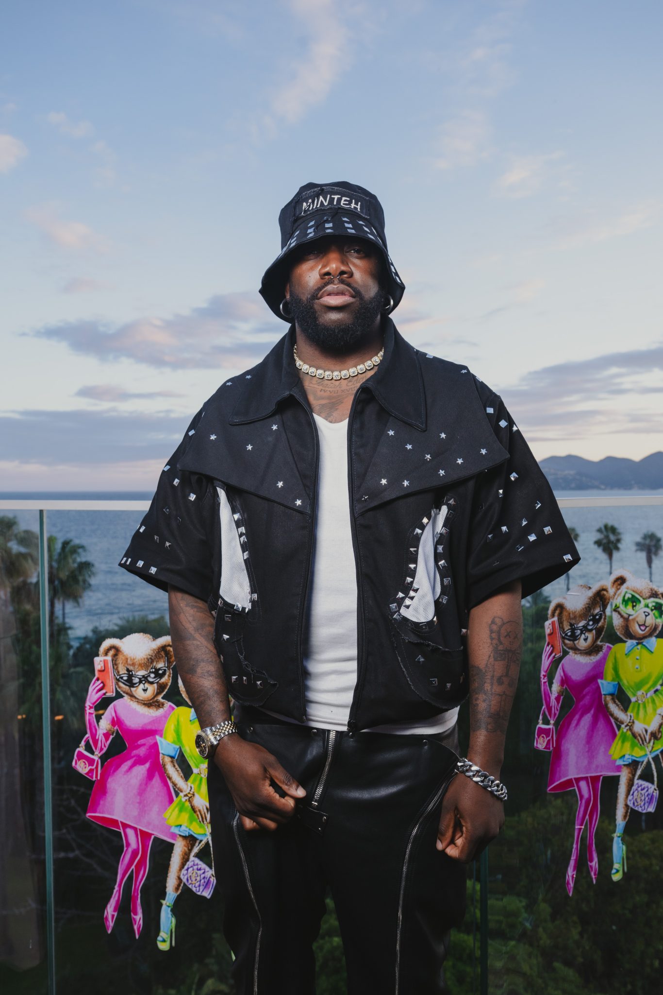  - HFC Paris Takes Over La Croisette with its Latest Perfume, Dazzling Girls