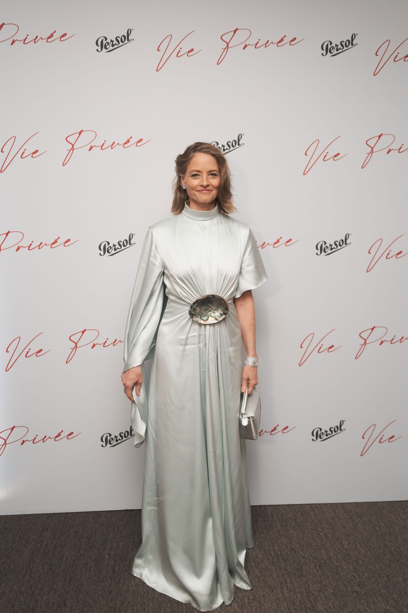  - Jodie Foster Makes a Big Comeback in “Vie Privée”