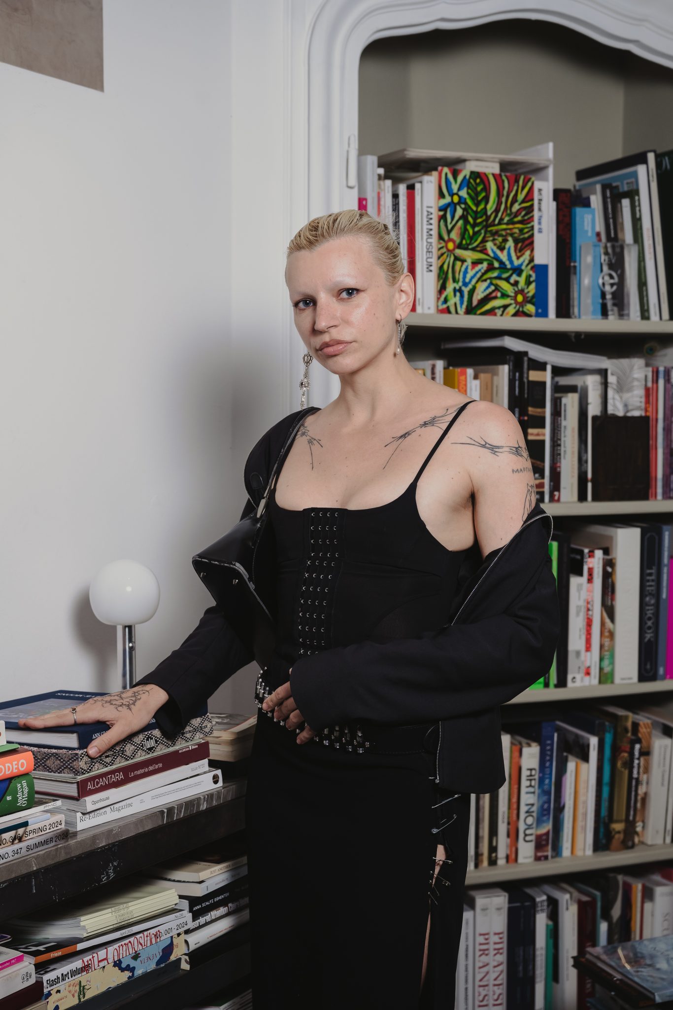  - Retori Unveils Chapter 01: An Intimate Launch at Casa Flash Art