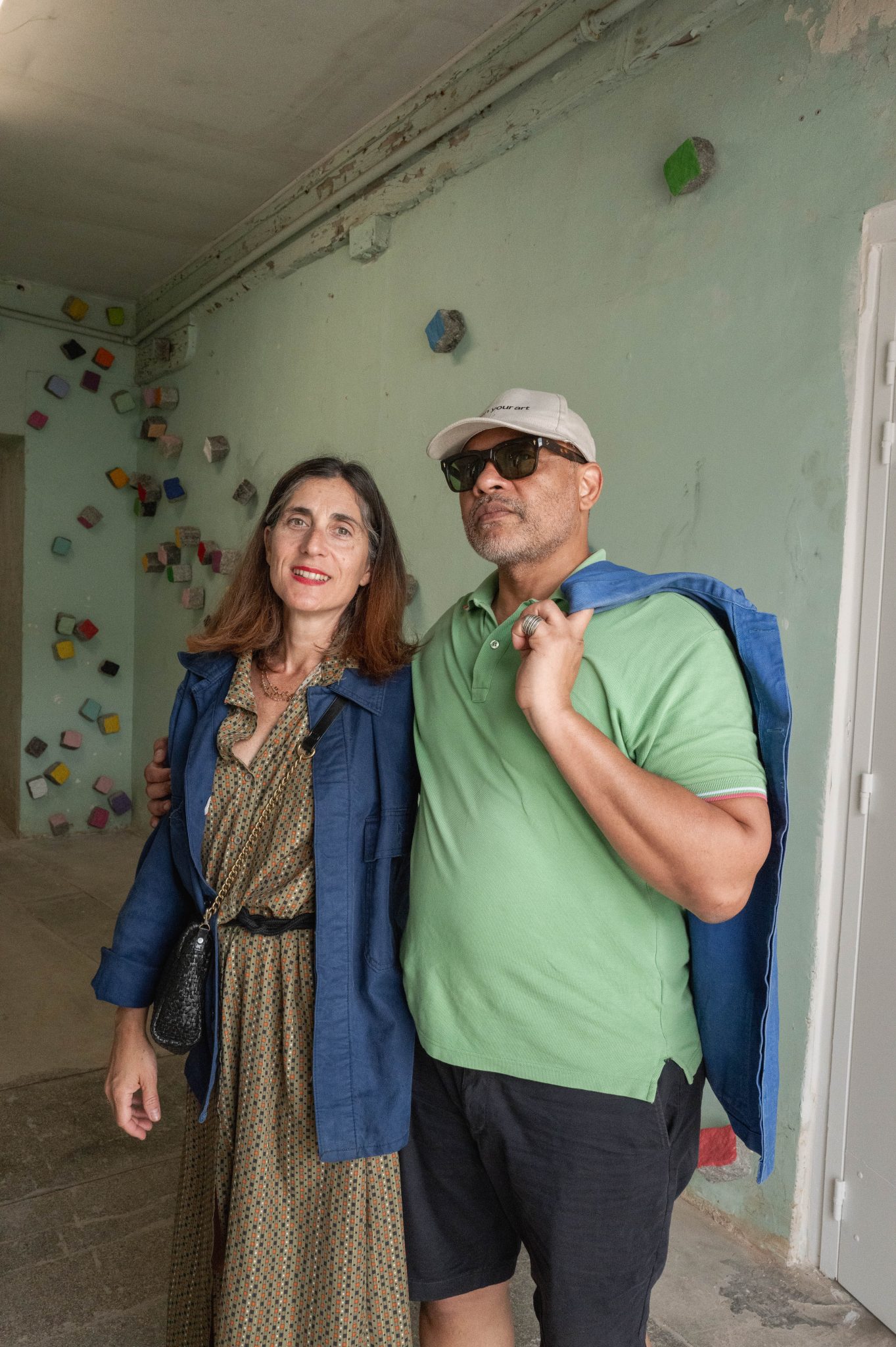  - La Galleria Continua / Les Moulins invite Pascale Marthine Tayou et Stéphanie Mansy