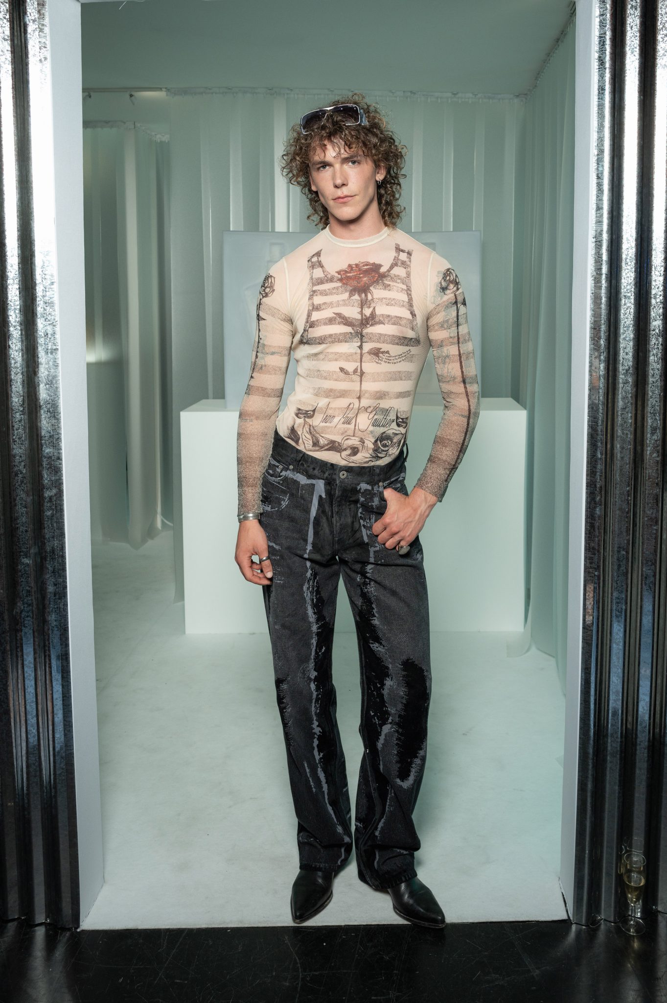  - L’exposition « Et Gaultier créa l’Homme. Le Male : Passé, Présent, Futur » célèbre un parfum culte