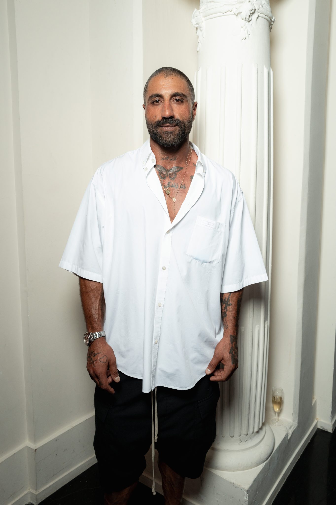  - L’exposition « Et Gaultier créa l’Homme. Le Male : Passé, Présent, Futur » célèbre un parfum culte