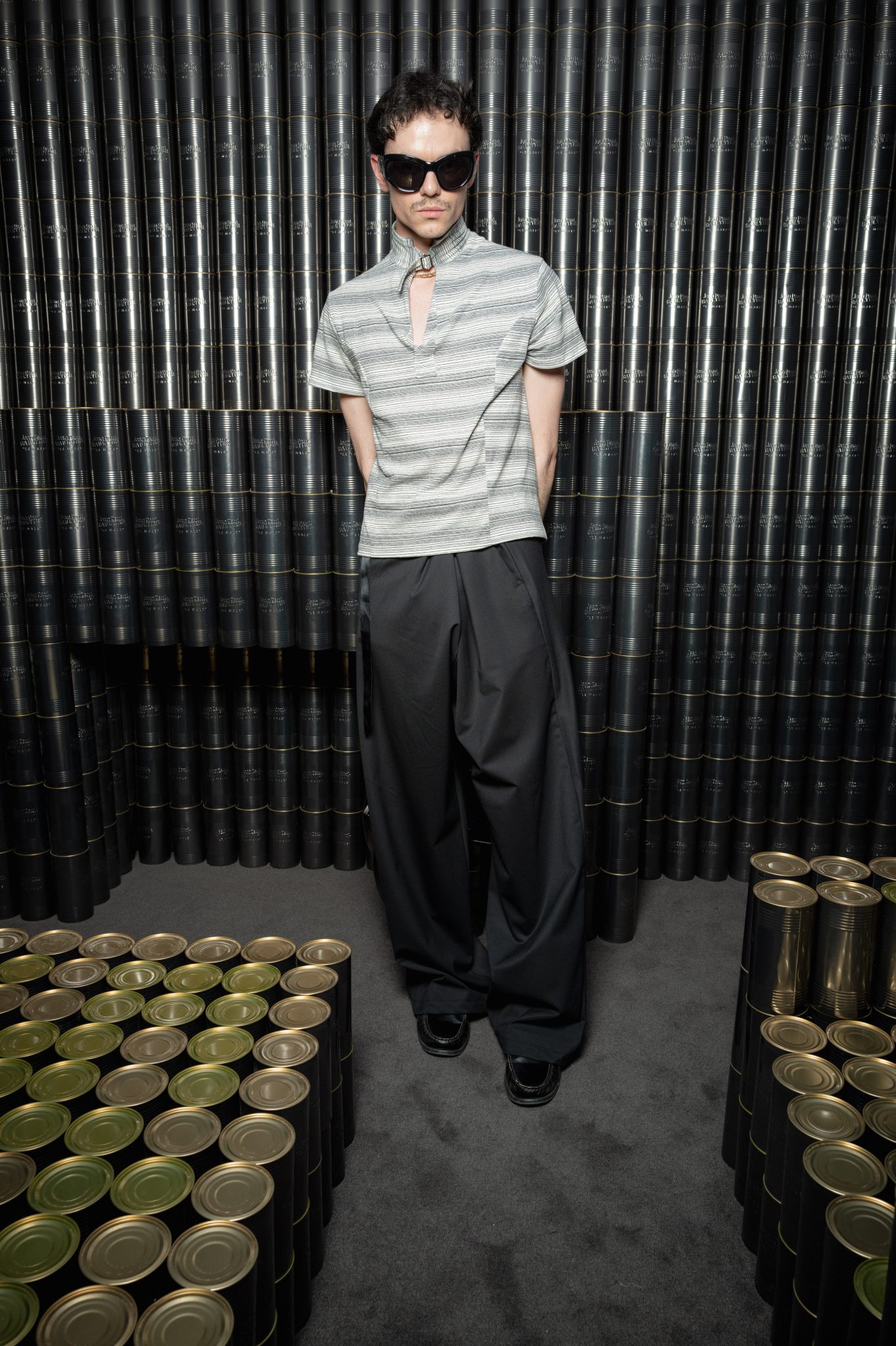  - L’exposition « Et Gaultier créa l’Homme. Le Male : Passé, Présent, Futur » célèbre un parfum culte