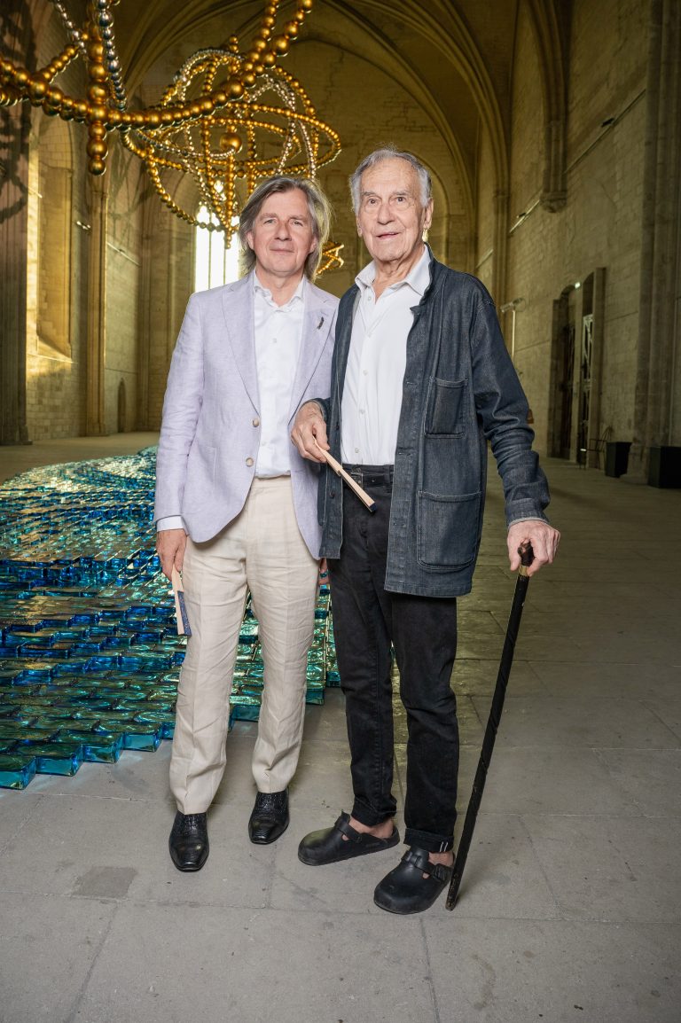  - Jean-Michel Othoniel dévoile son exposition d’envergure au coeur de la cité des papes