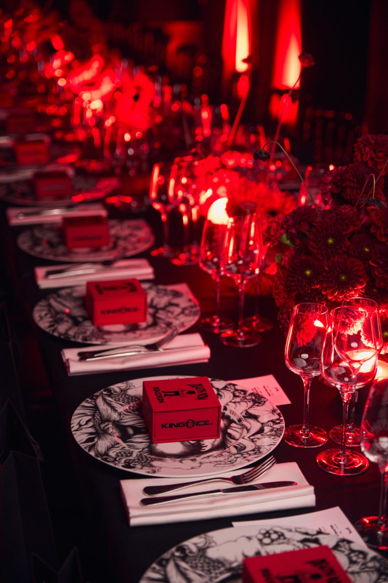 Le dîner exclusif de Death Row et Cordell Broadus aux Bains Paris