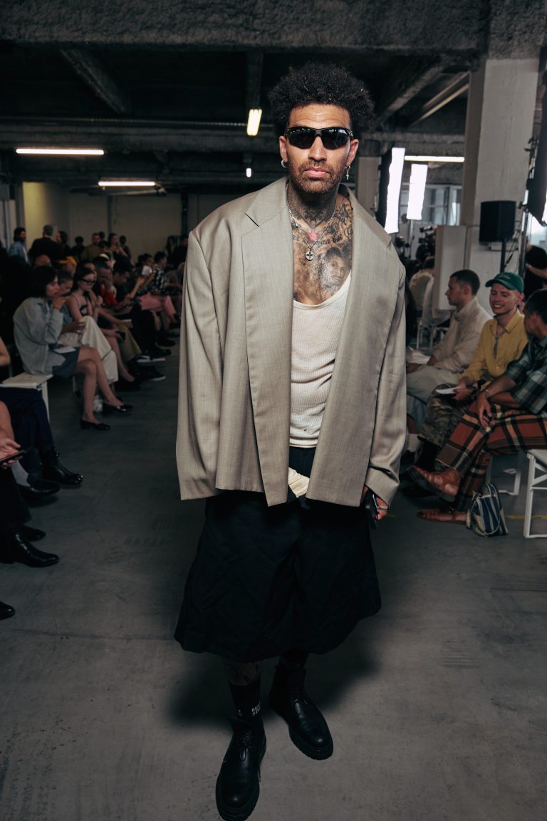  - Hed Mayner déploie son horizon pendant la Fashion Week masculine