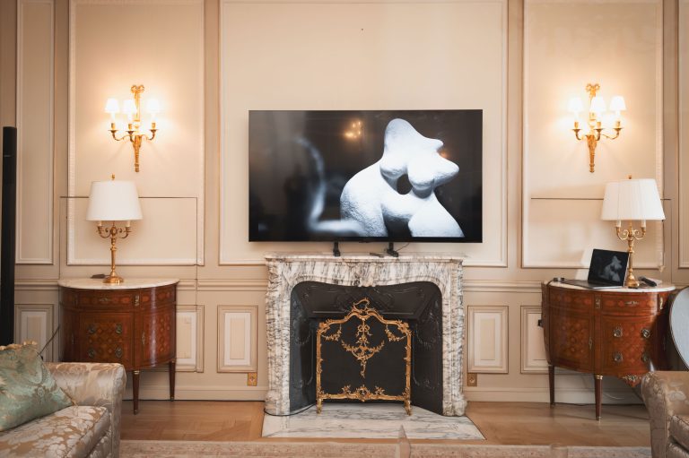L’Opéra de Paris, Ledger & Kiritosu Studio redéfinissent l’Art à l’ère de la haute technologie en collaboration avec Le Meurice