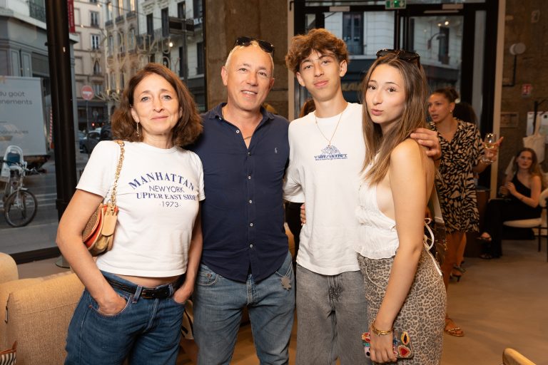  - NV GALLERY ouvre une toute nouvelle et spectaculaire boutique à Lyon