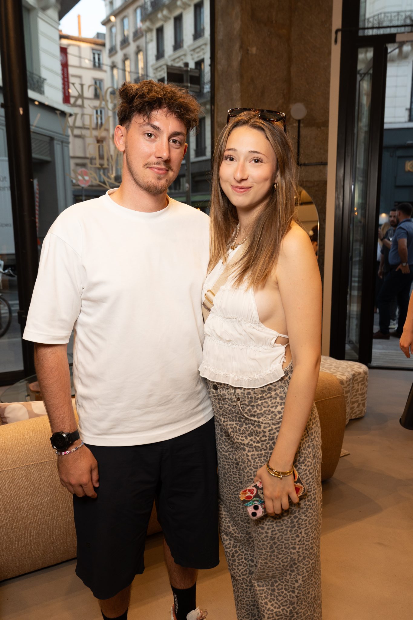  - NV GALLERY ouvre une toute nouvelle et spectaculaire boutique à Lyon