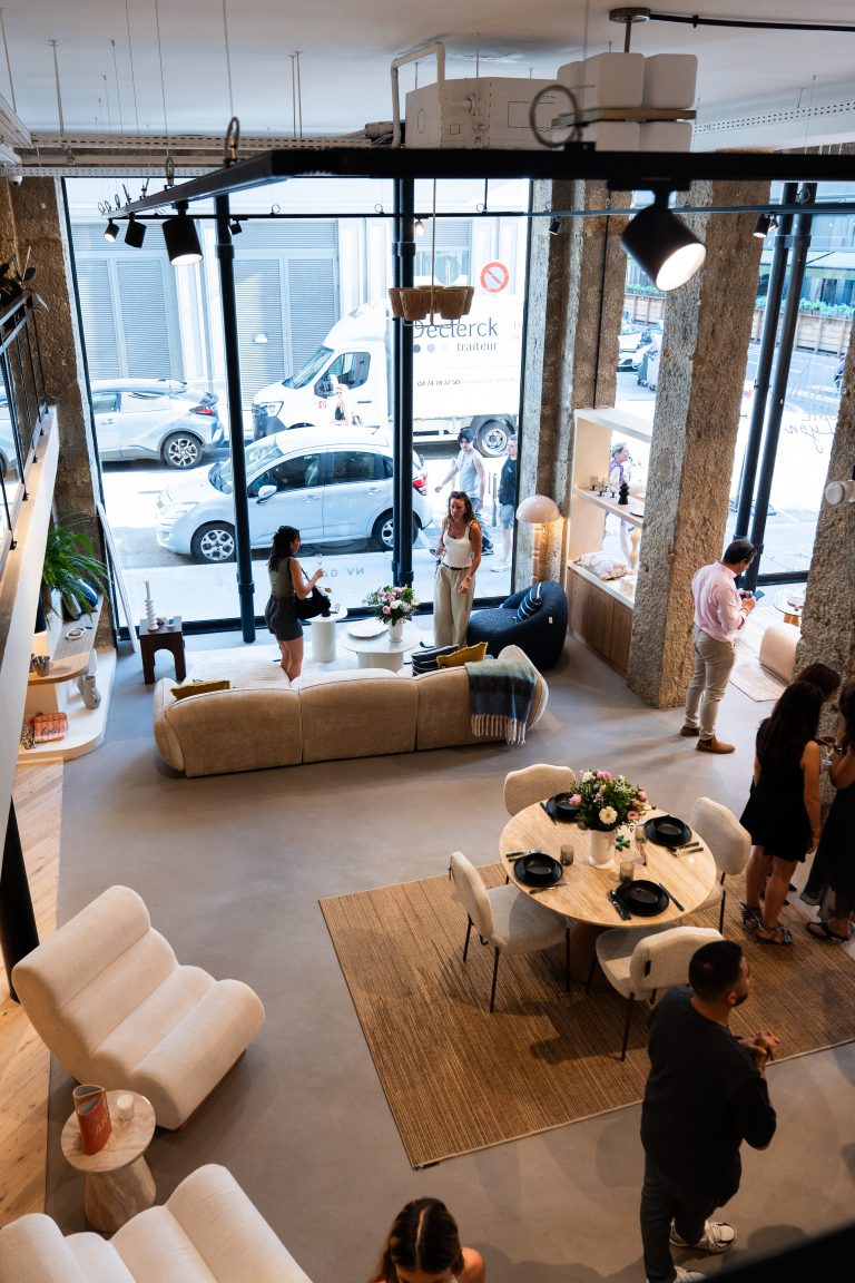 NV GALLERY ouvre une toute nouvelle et spectaculaire boutique à Lyon
