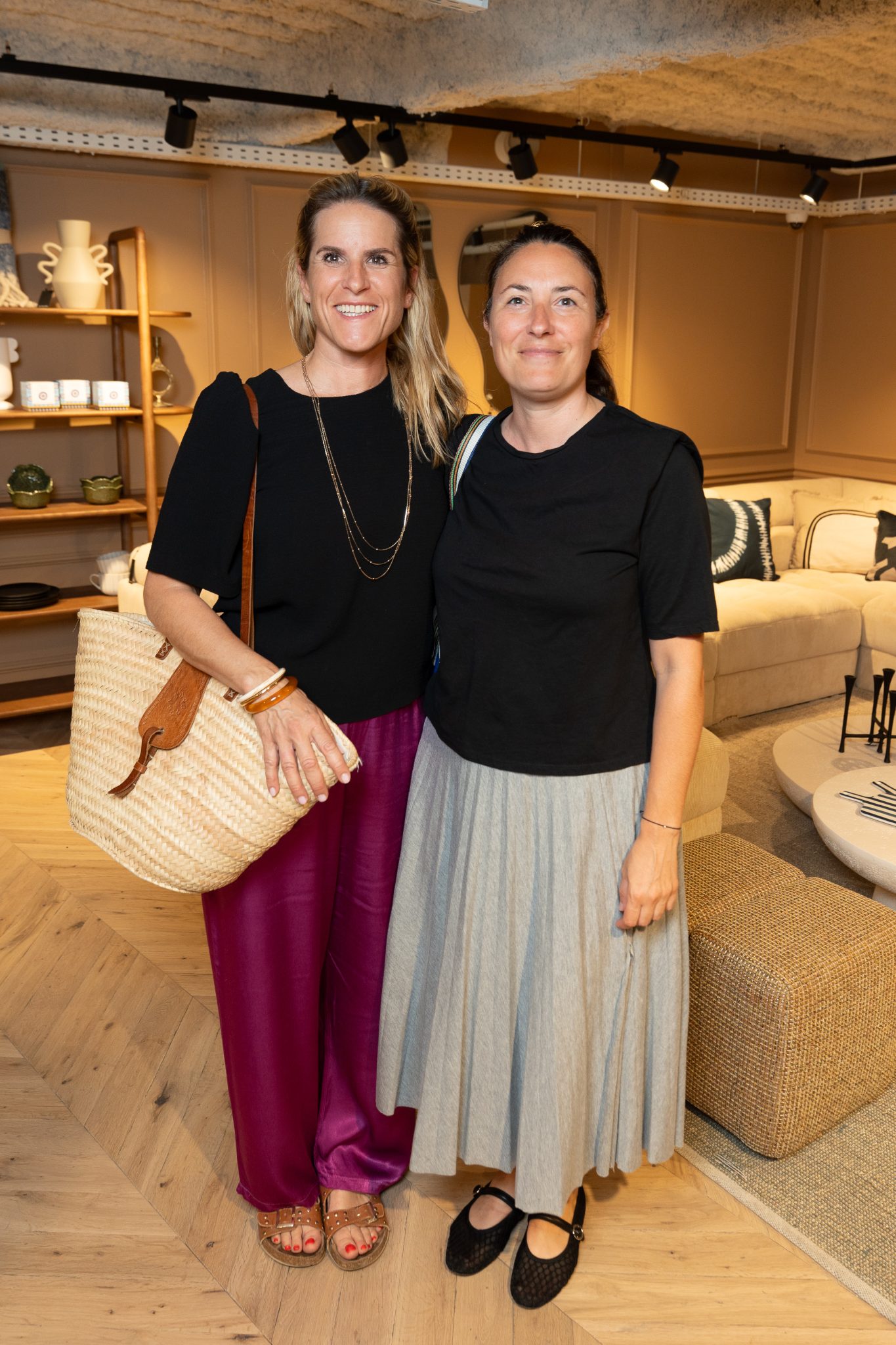  - NV GALLERY ouvre une toute nouvelle et spectaculaire boutique à Lyon