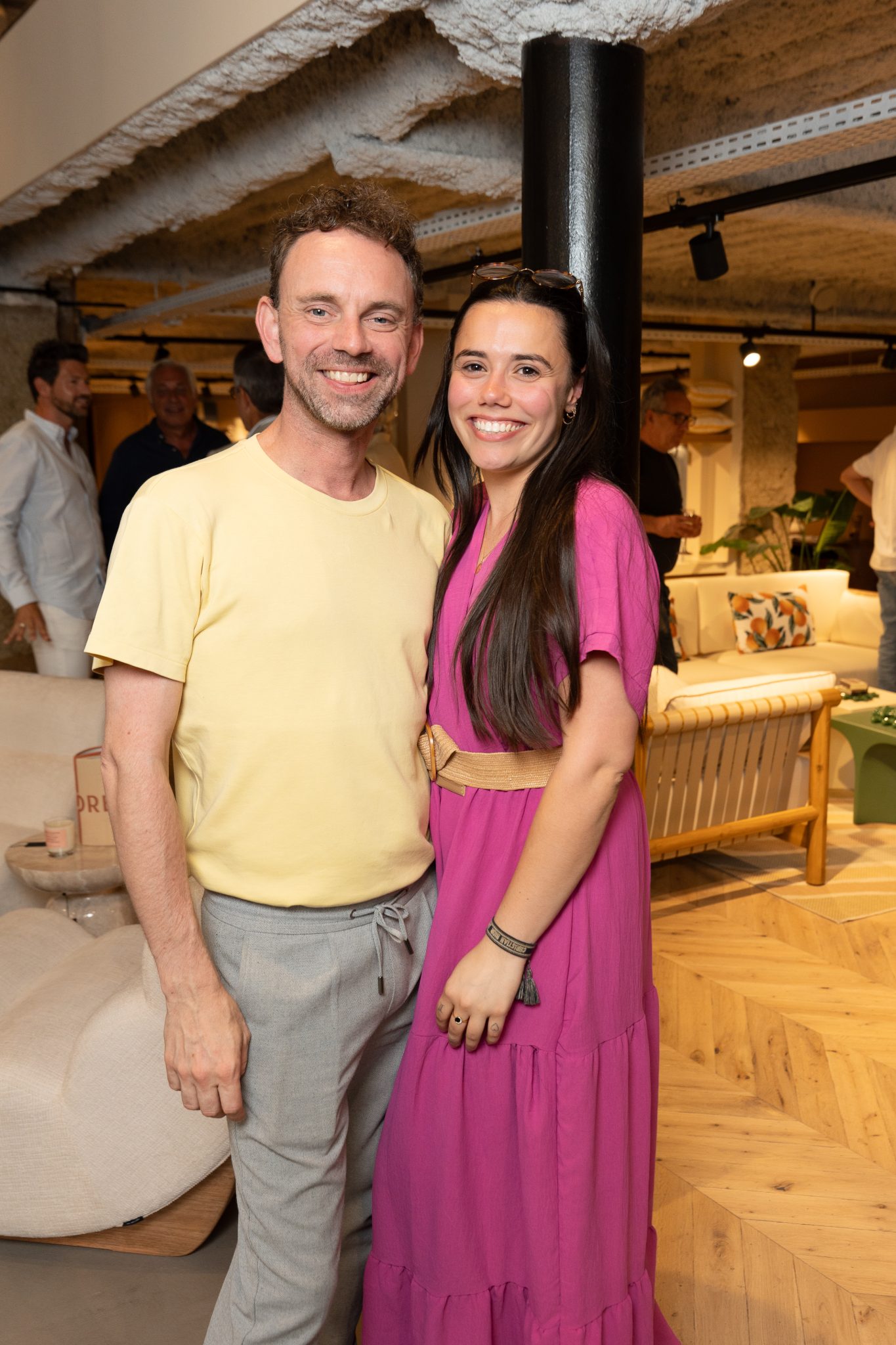  - NV GALLERY ouvre une toute nouvelle et spectaculaire boutique à Lyon