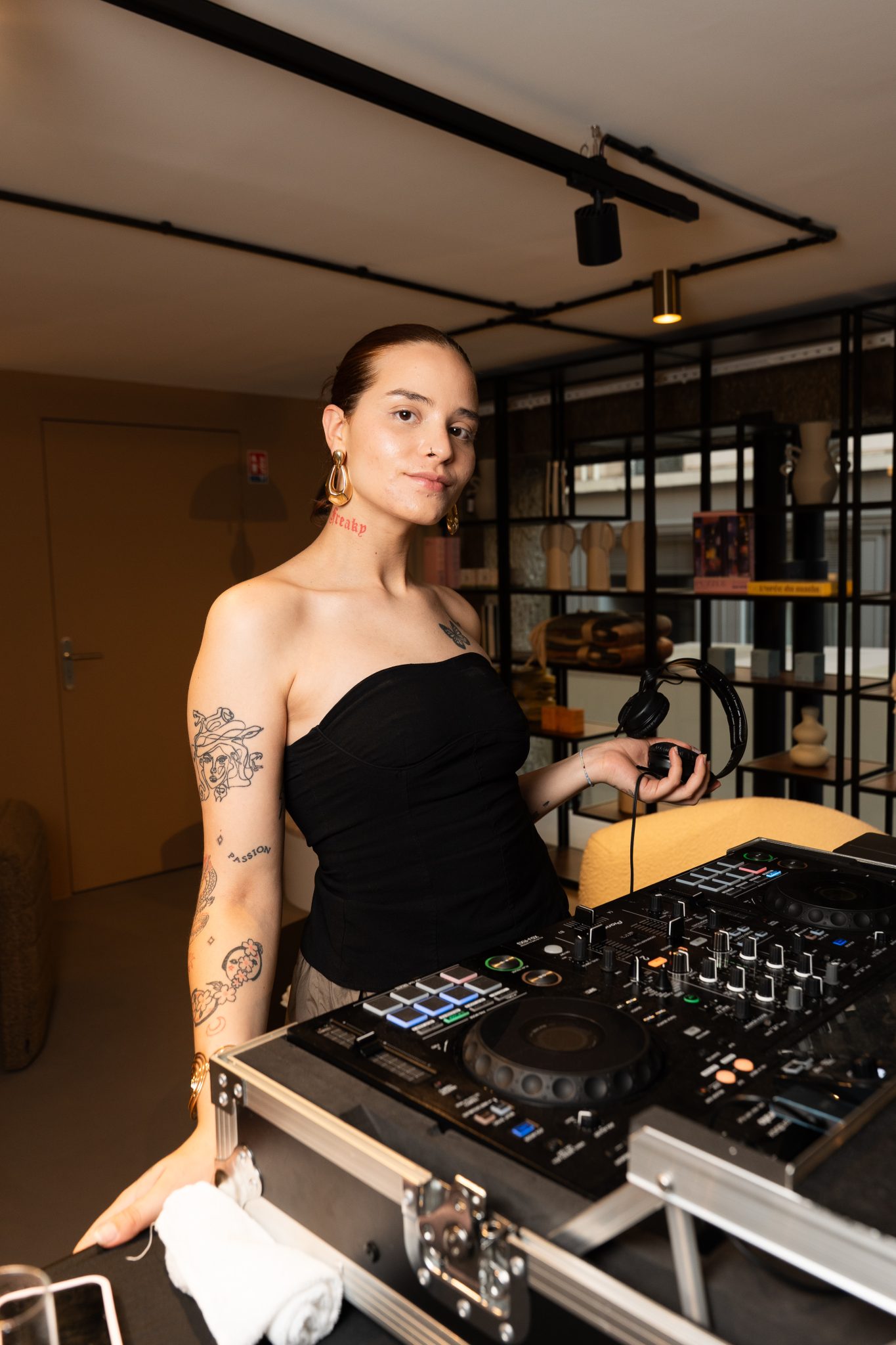  - NV GALLERY ouvre une toute nouvelle et spectaculaire boutique à Lyon